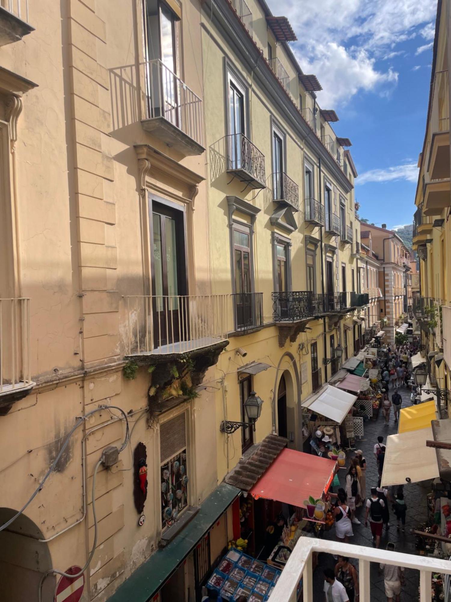 Suite Old Town Sorrento Esterno foto
