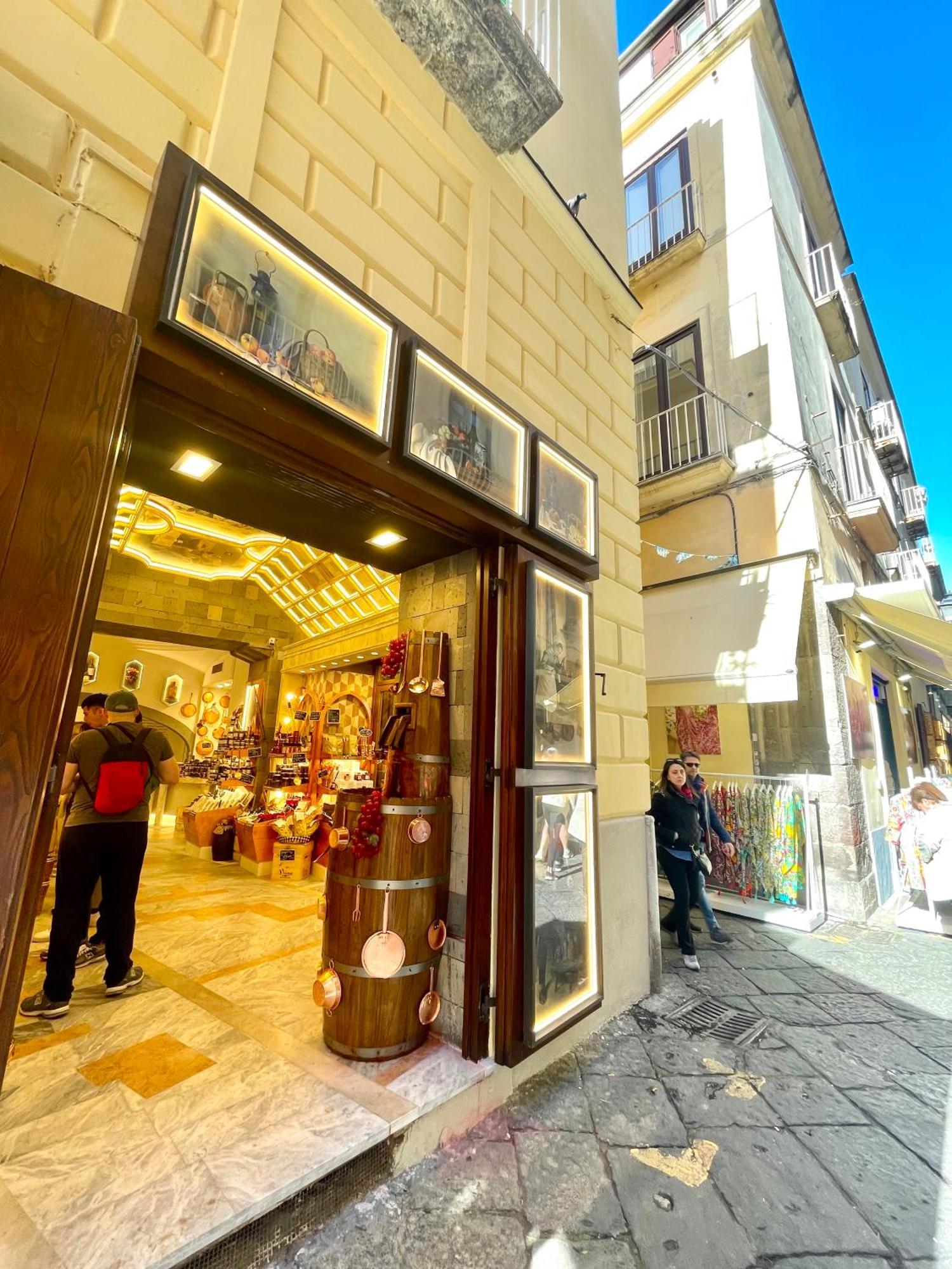 Suite Old Town Sorrento Esterno foto