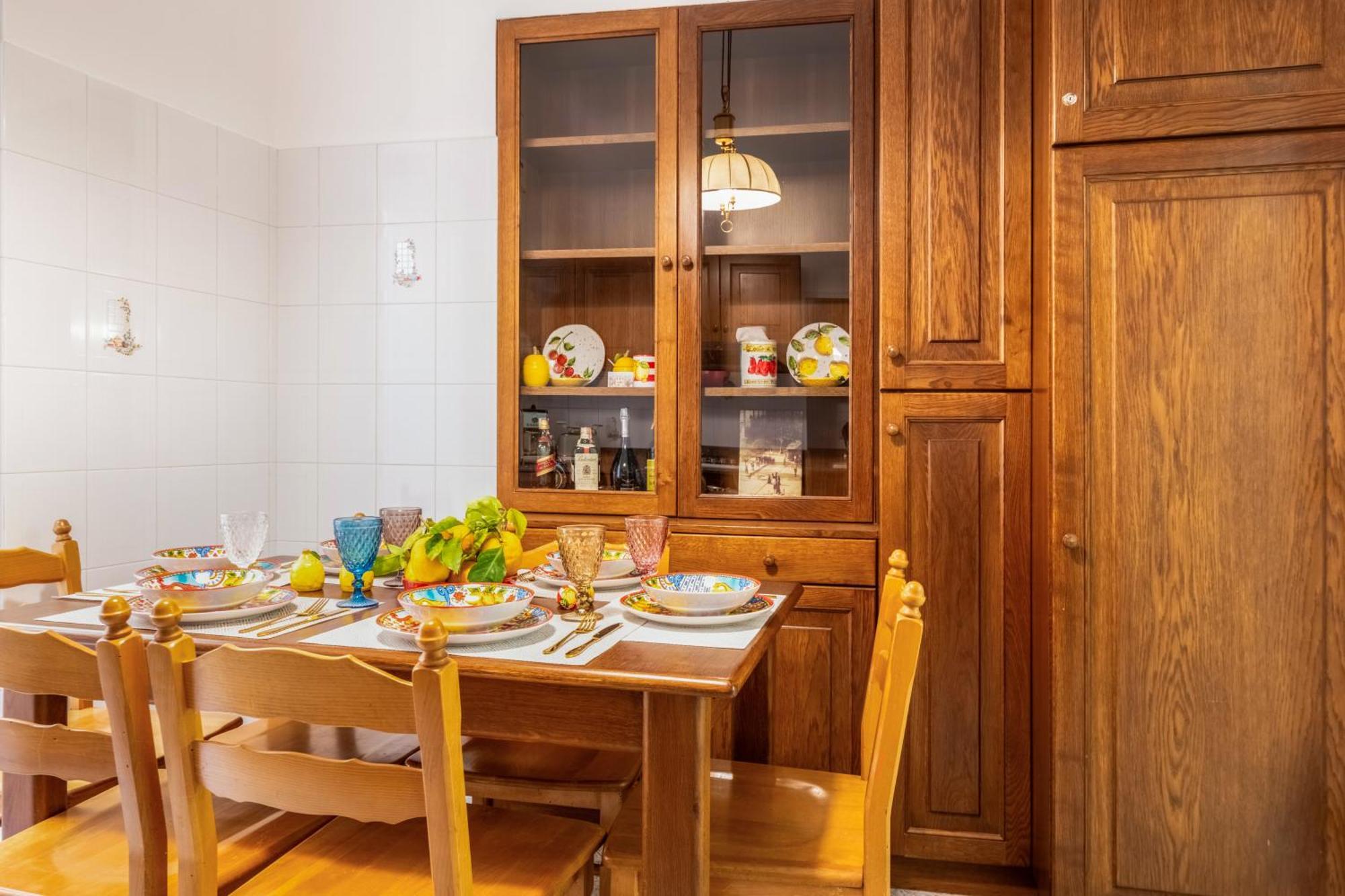 Suite Old Town Sorrento Esterno foto
